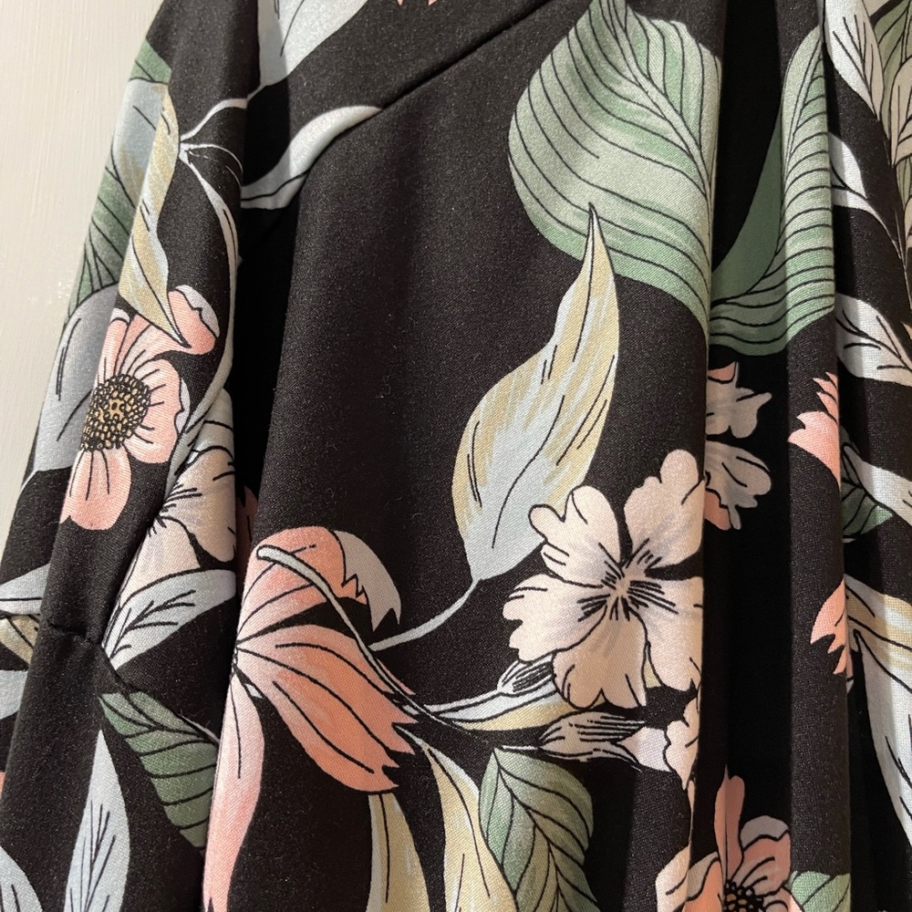 Robe - Multi Floral - Picture 2 of 4